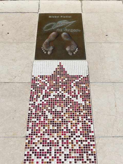 【男足亚洲杯】上上签！中国队与卡塔尔、塔吉克斯坦、黎巴嫩分在A组.